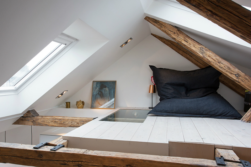 Beloopbaar glas in vloer boven slaapkamer