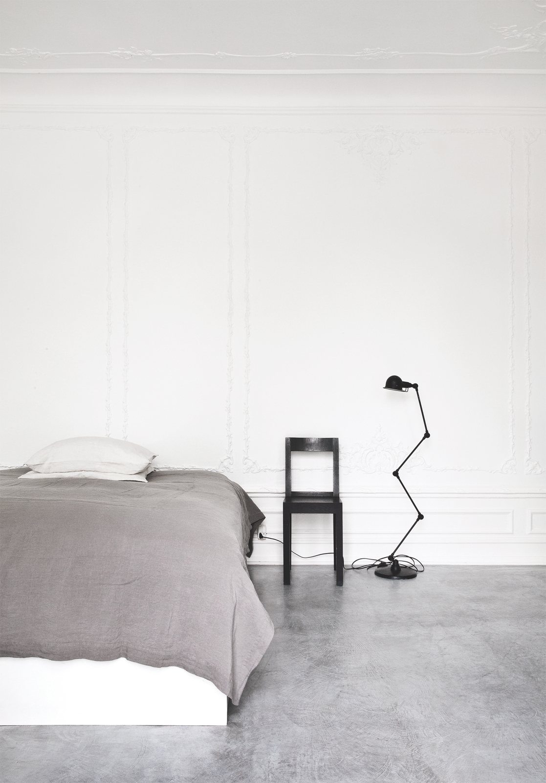 Deens minimalistisch interieur vol met designmeubelen