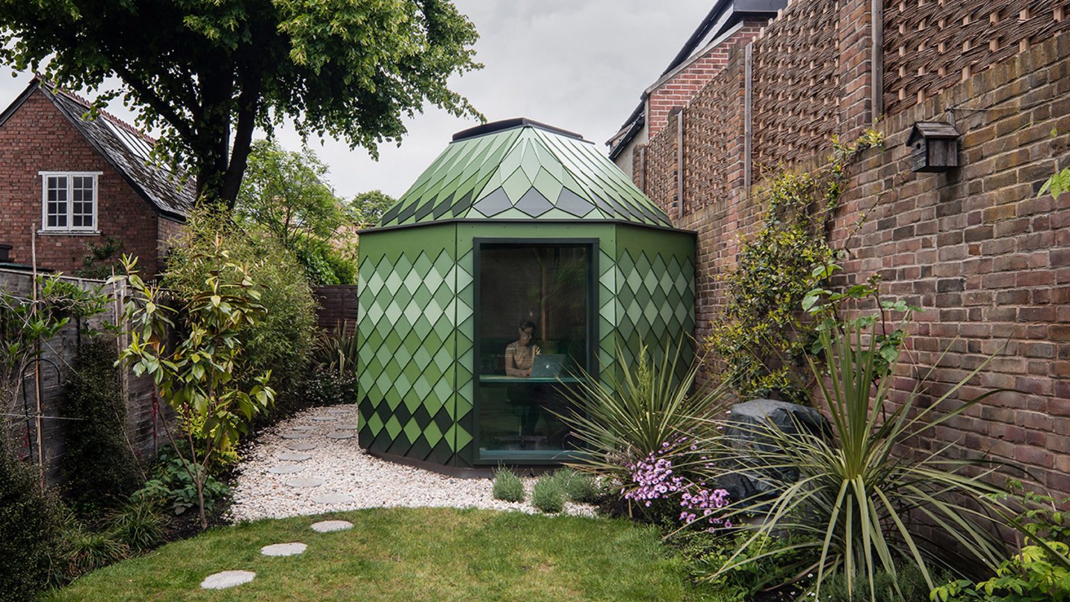 geomerisch groen tuinhuis