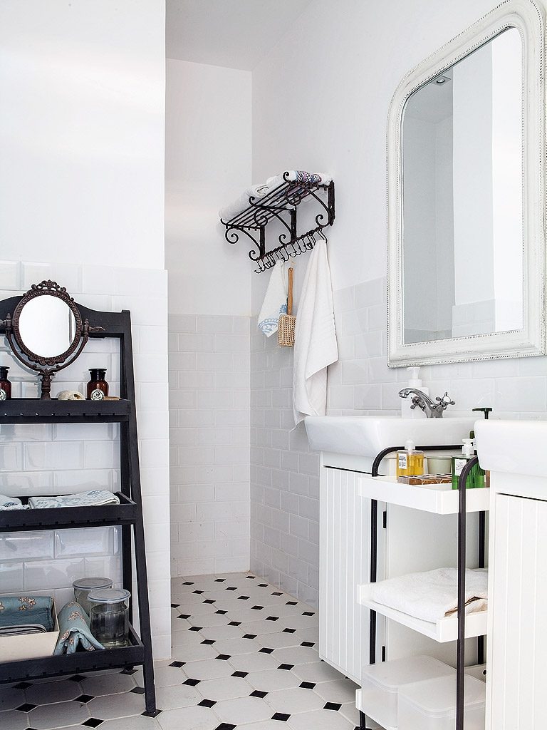 Gerenoveerde klassieke vintage badkamer