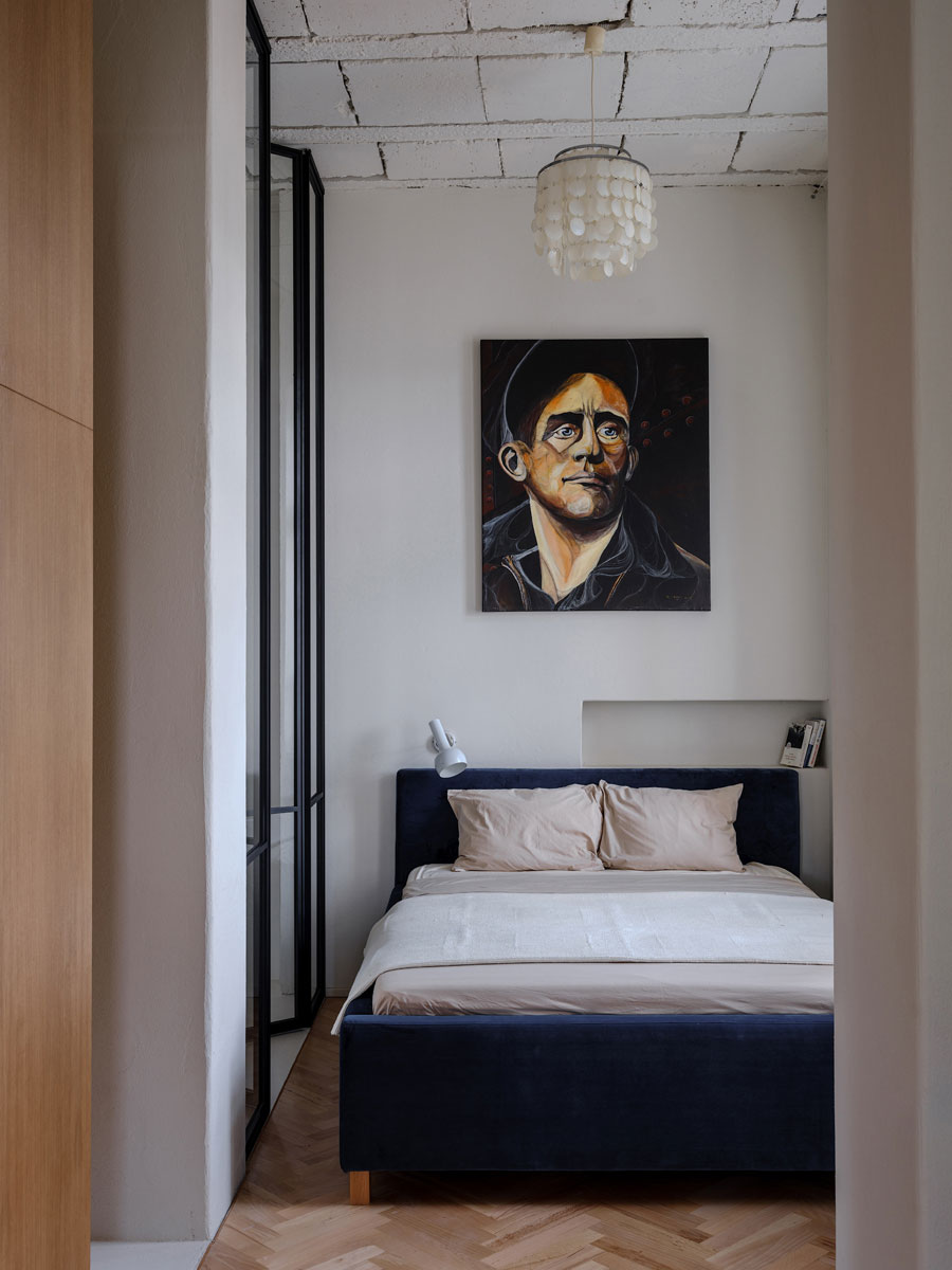 Het mooie karakteristieke vintage appartement van filmregisseur Marc Raymond Wilkins