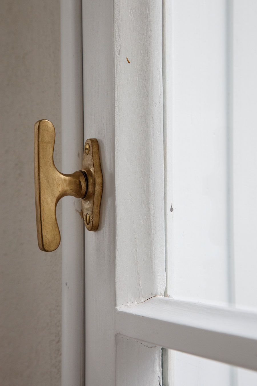 Het mooie karakteristieke vintage appartement van filmregisseur Marc Raymond Wilkins