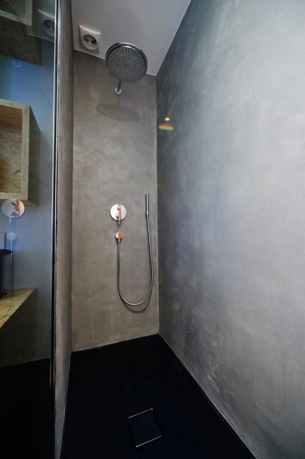 Inloopdouche met regendouche