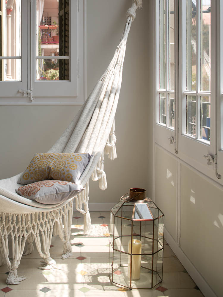 Interieur waar het klassieke Art nouveau met modern is gecombineerd