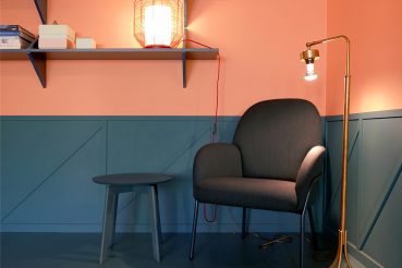 Kleurrijk Scandinavisch appartement van interieurarchitect Daniel Heckscher