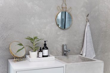 Dienblad in de badkamer