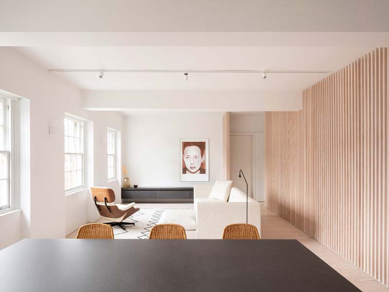 Modern appartement in Londen met natuurlijke materialen en kleurtinten