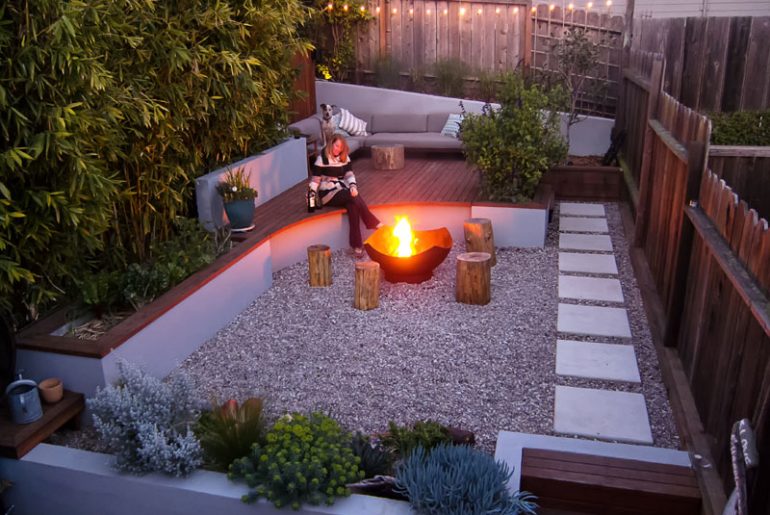 Mooi tuinontwerp met verschillende niveau's