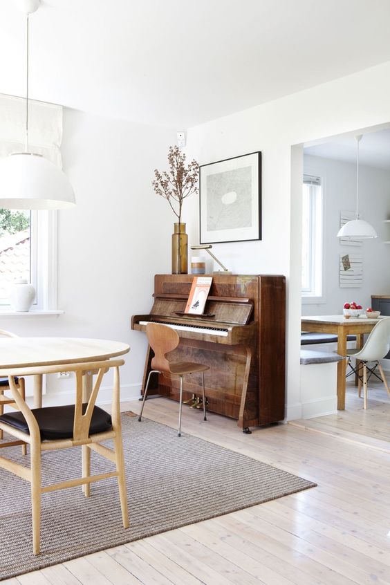 Muziekinstrumenten in huis Muziekinstrumenten in huis