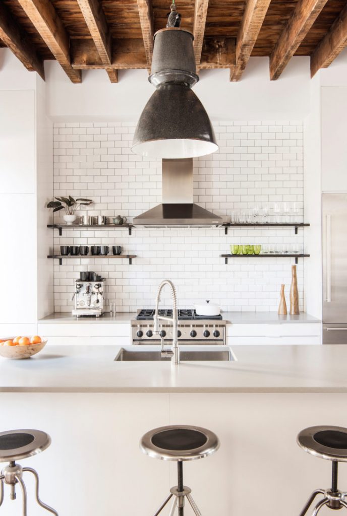 Nieuwe keuken met een karakteristiek vintage tintje Nieuwe keuken met een karakteristiek vintage tintje