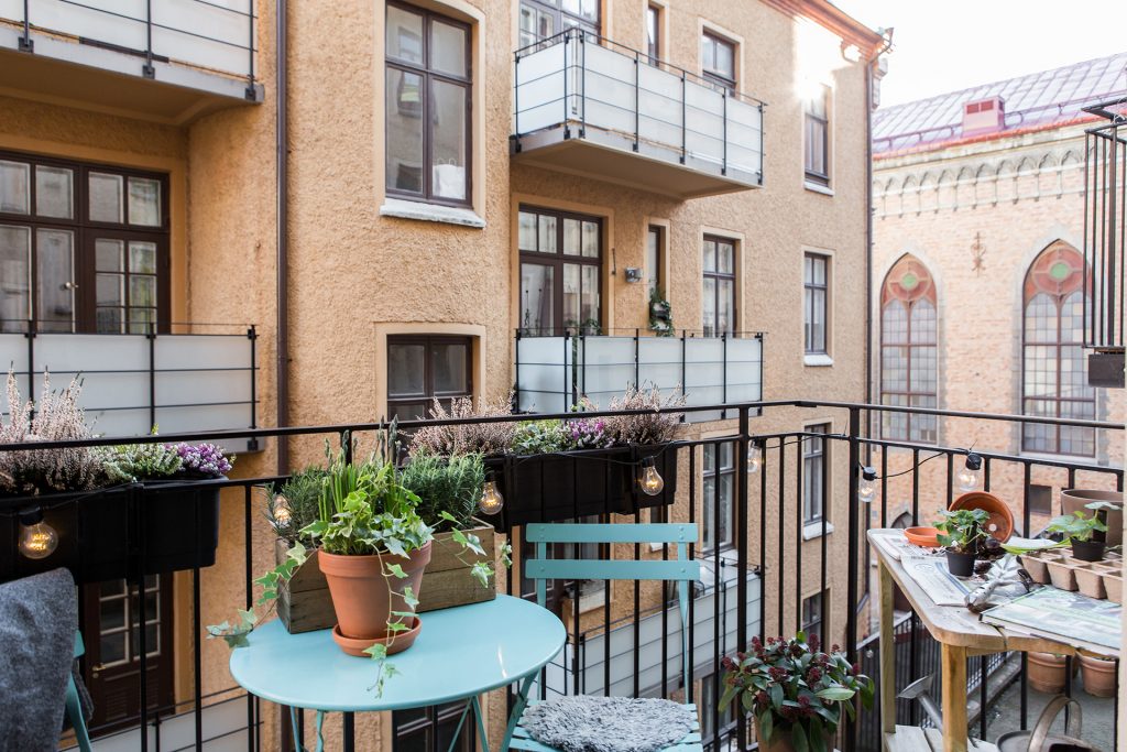 plantenbakken-balkonreling