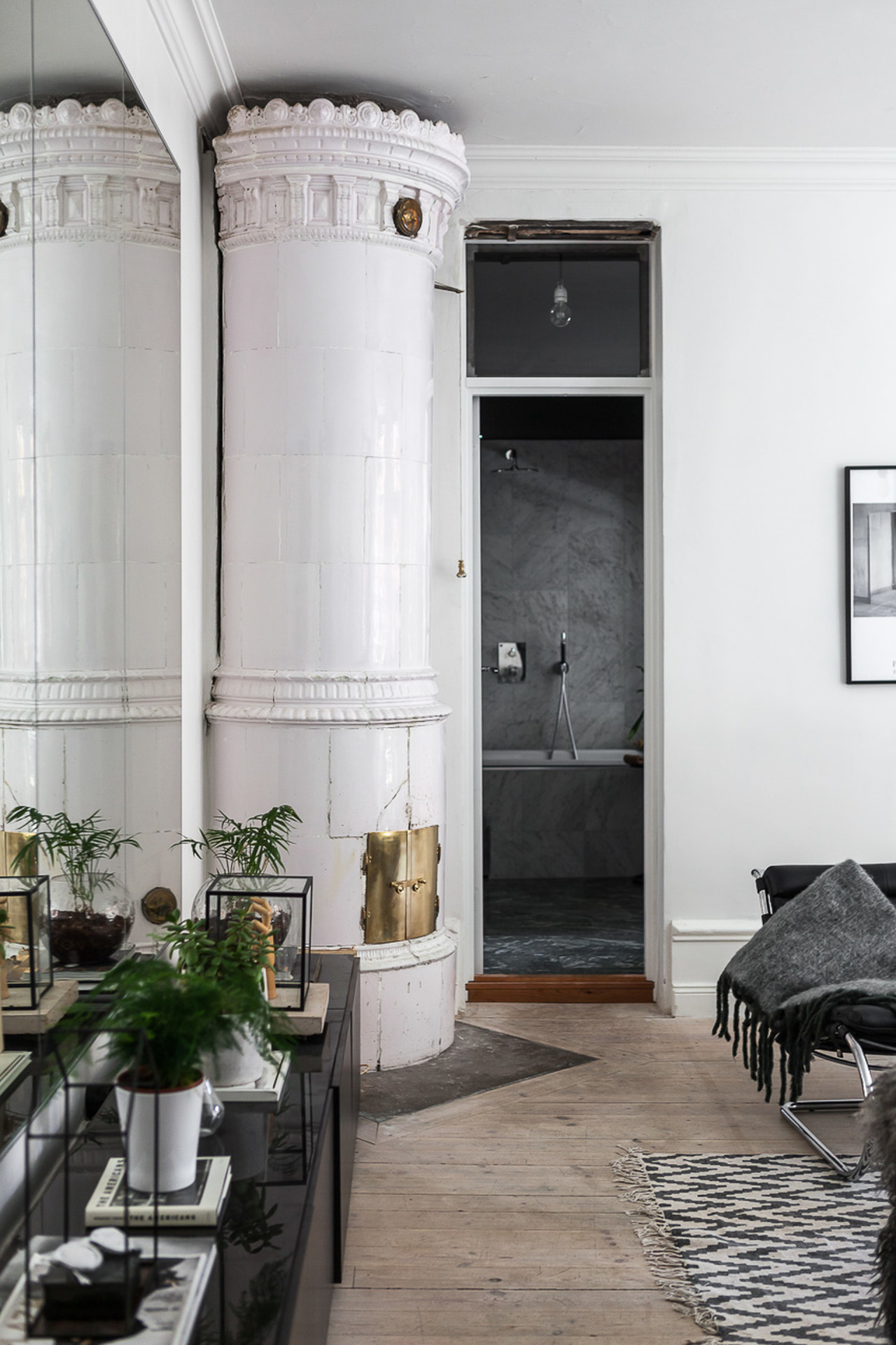 Dit Scandinavisch appartement is anders, maar wel super stoer ingericht!