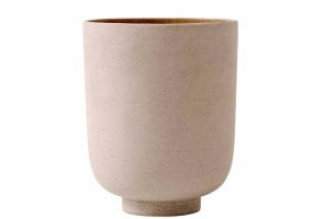 sidetable achter bank styling hay plantenpot