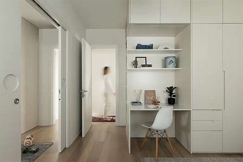 slaapkamer inbouwkast met bureau