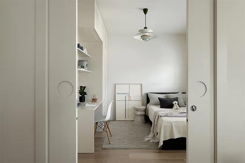 slaapkamer inbouwkast met bureau