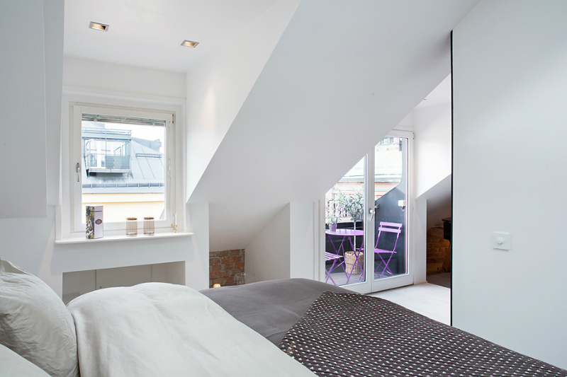 Speelse slaapkamer met inloopkast en badkamer