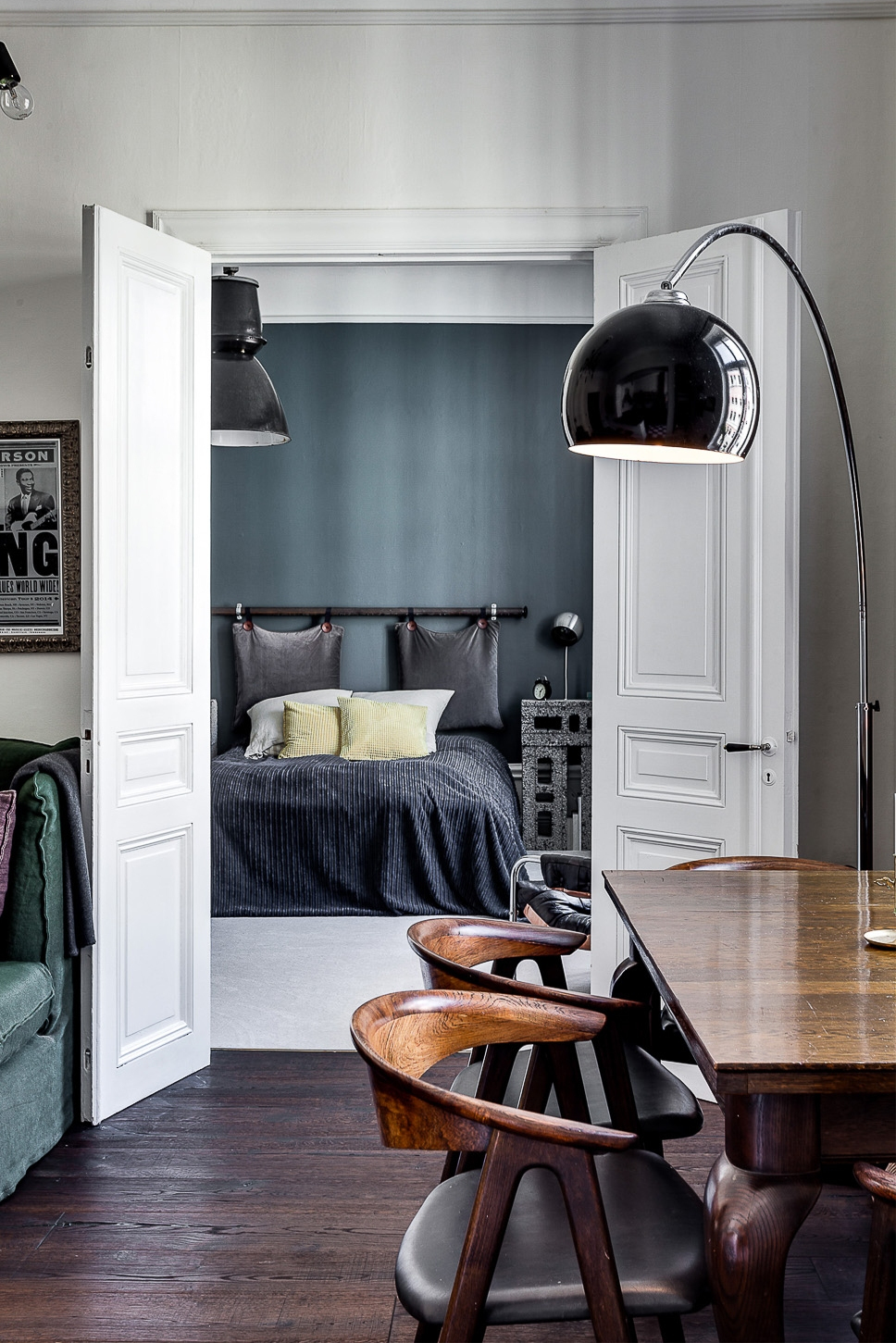 In deze vintage slaapkamer vind je hele leuke en inspirerende decoratie ideeën