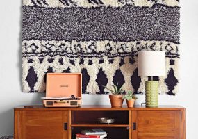 Vloerkleed aan de muur