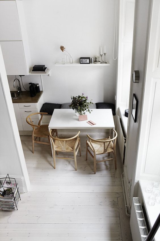 Wishbone chair Wishbone chair