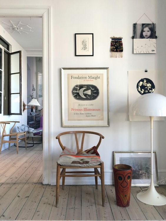 Wishbone chair Wishbone chair