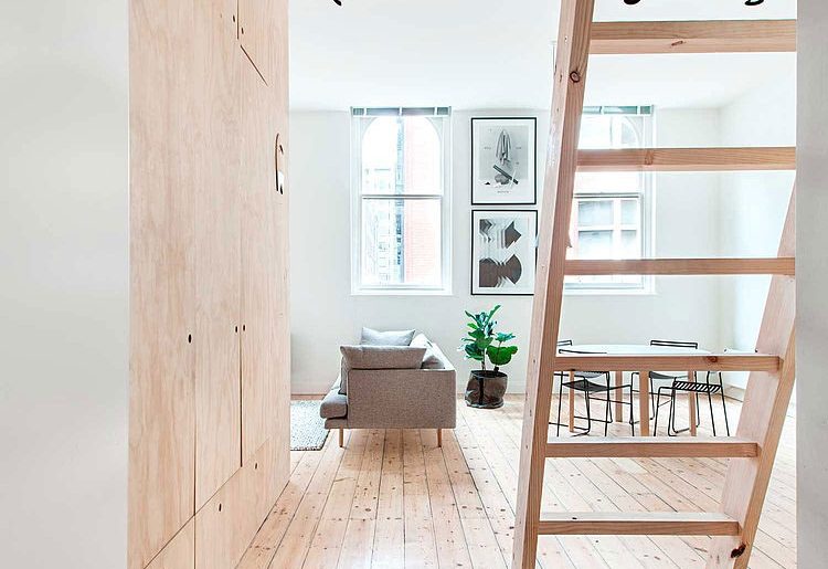 woonkamer ideeen twee lijsten boven elkaar hangen