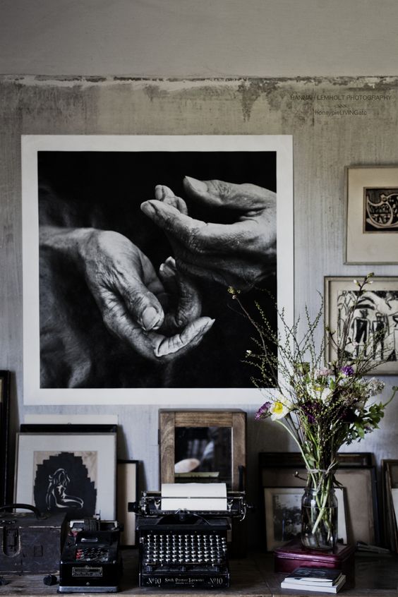 Zwart wit foto's aan de muur